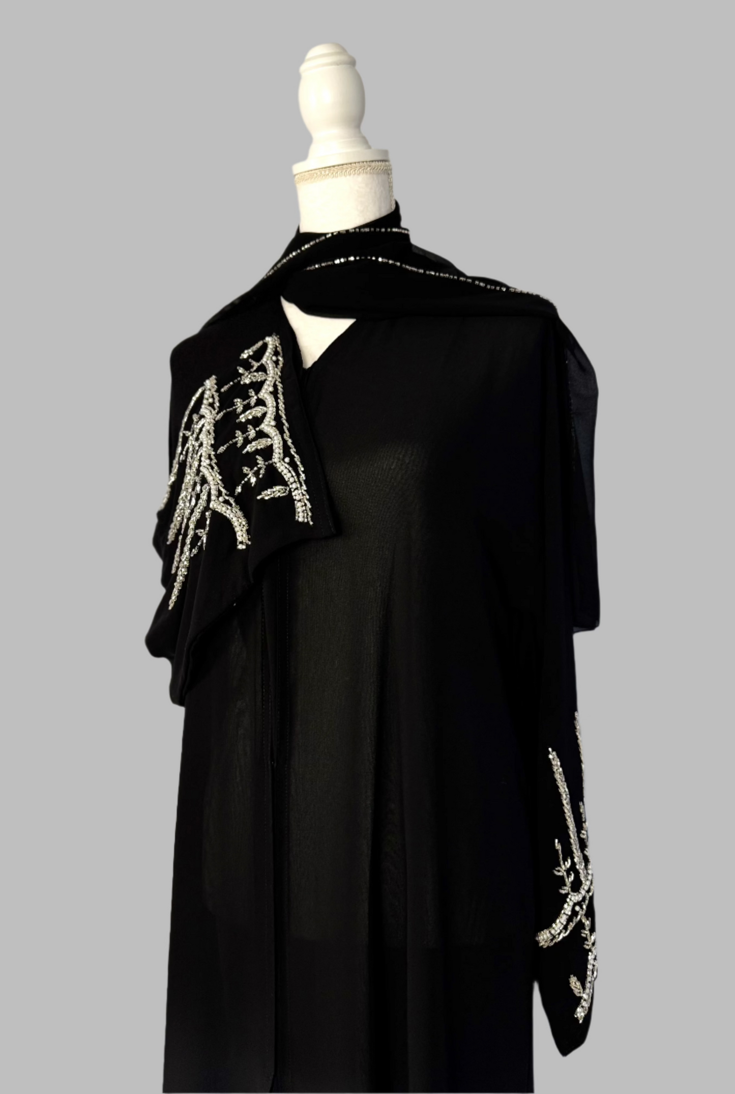 CHIQ NOIR - Abaya & Hijab set